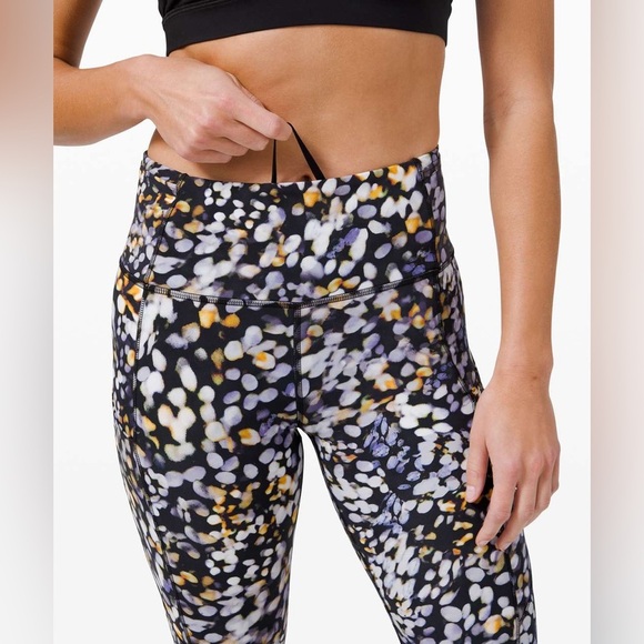 Lululemon Fast and Free Tight II 25" *Non-Reflective size 4 - Picture 6 of 16